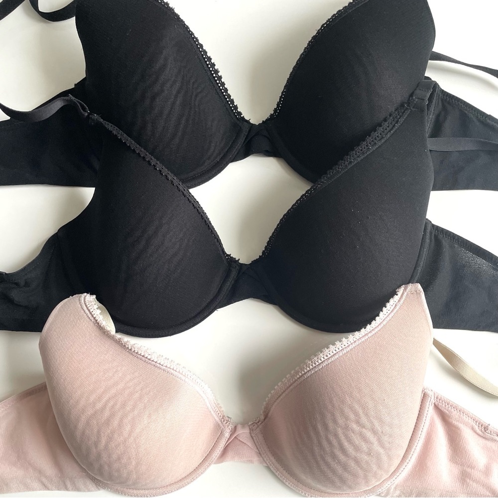 ON GROSSAMER Three Underwire Lightly Lined Bra.